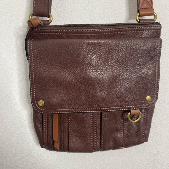 Fossil Morgan Traveler Brown Pebbled Leather Crossbody Purse - Picture 2 of 11